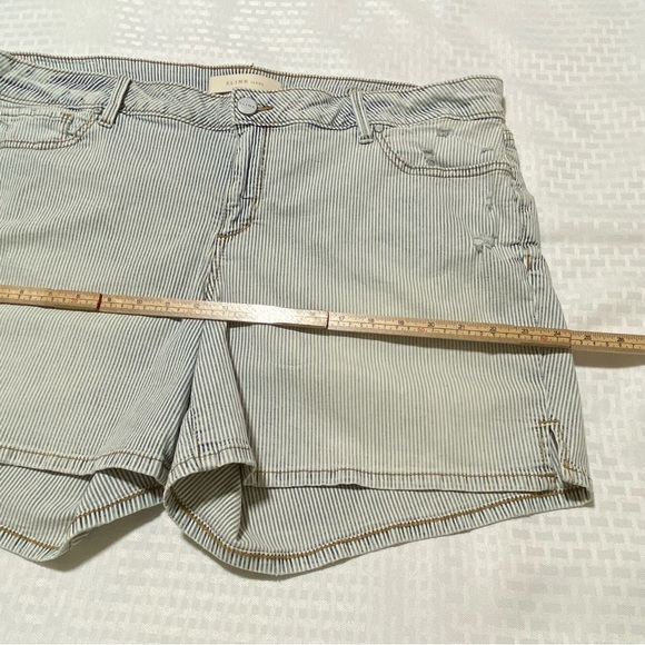 SLINK JEANS STRIPED SHORTS - Picture 8 of 10